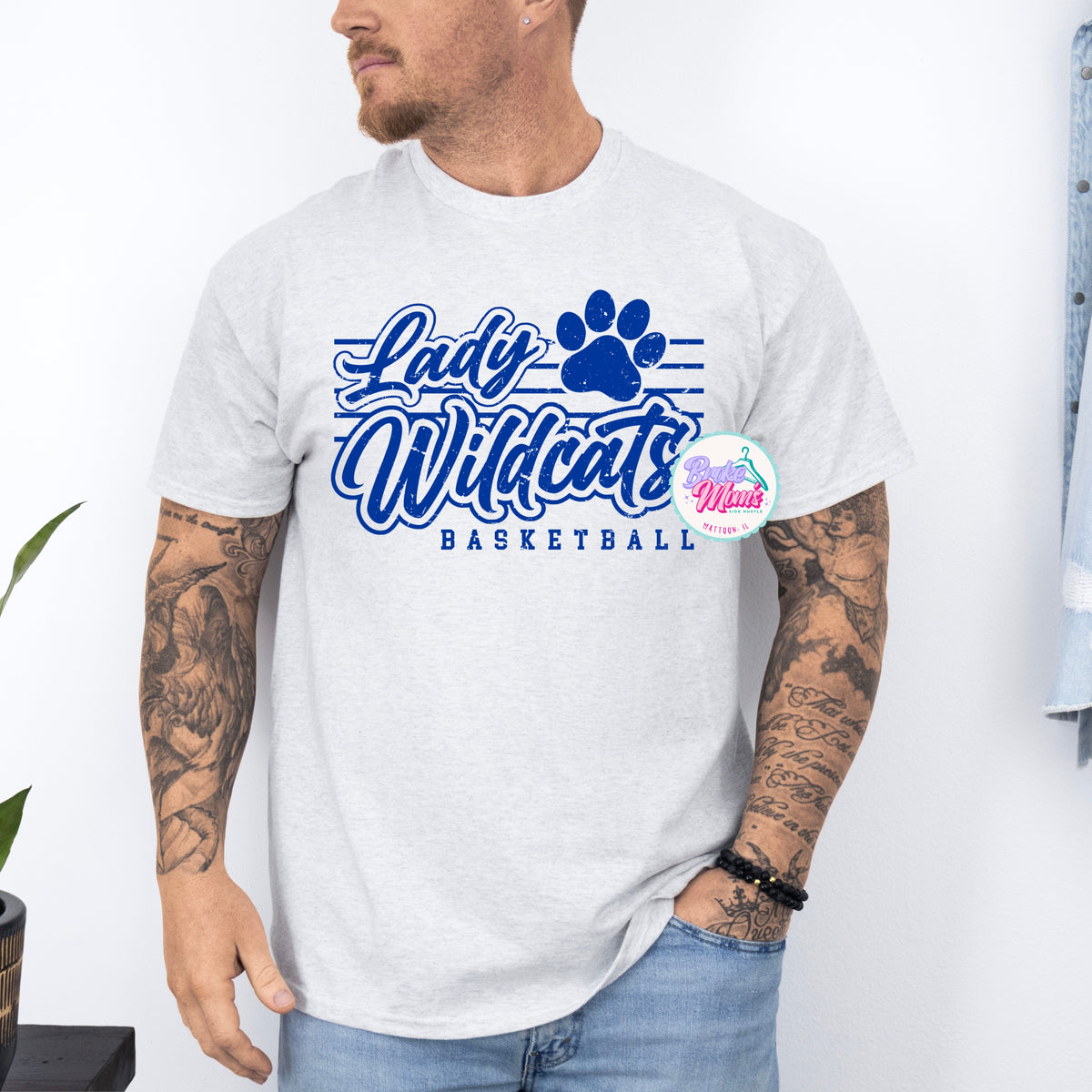 Men’s Old School Lady Wildcats Basketball Tee/Sweatshirt